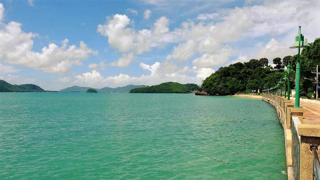 Seaview At Cape Panwa Apartment Room photo